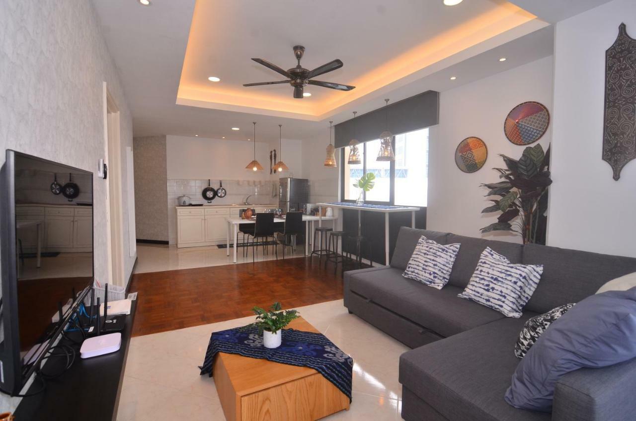 Great Riverbank Suites - Waterfront Kuching City Exterior foto